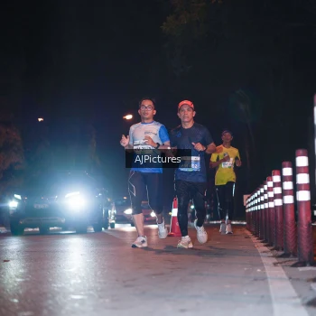 Runner Photo 3438788