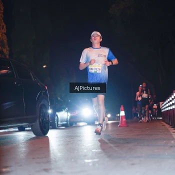 Runner Photo 3438816