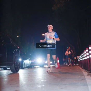 Runner Photo 3438818