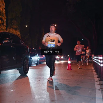 Runner Photo 3438834