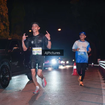 Runner Photo 3438839