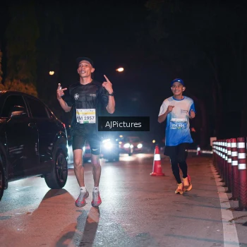 Runner Photo 3438841