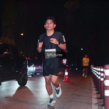 Runner Photo 3438855