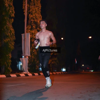 Runner Photo 3438888