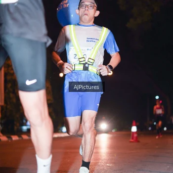 Runner Photo 3438905
