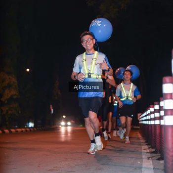 Runner Photo 3438910