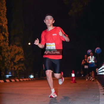 Runner Photo 3438913
