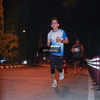 Runner Photo 3438922