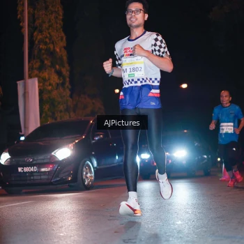 Runner Photo 3438934