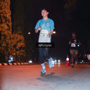 Runner Photo 3438956