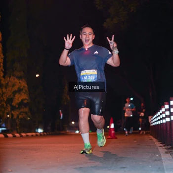 Runner Photo 3438957