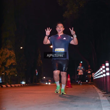 Runner Photo 3438958