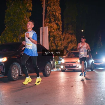 Runner Photo 3438974