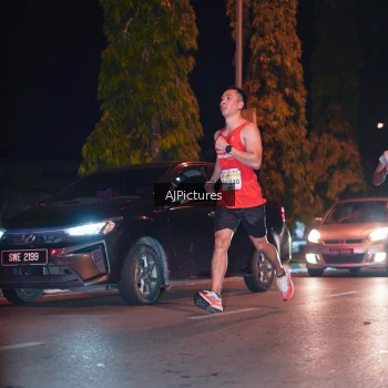 Runner Photo 3438977