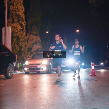 Runner Photo 3438983