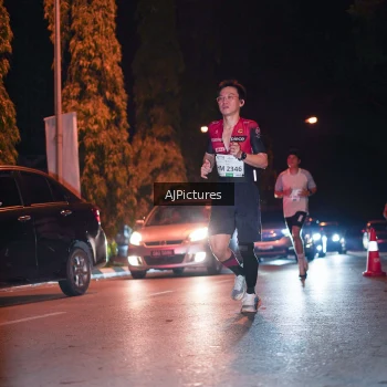 Runner Photo 3438991