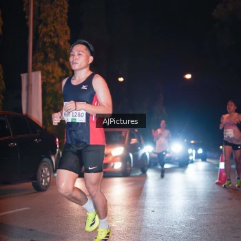 Runner Photo 3438992