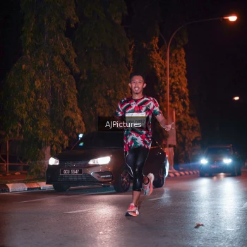 Runner Photo 3439013