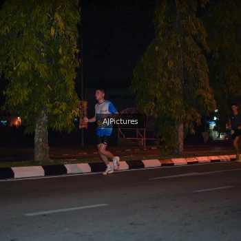 Runner Photo 3439022