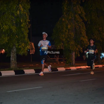 Runner Photo 3439024