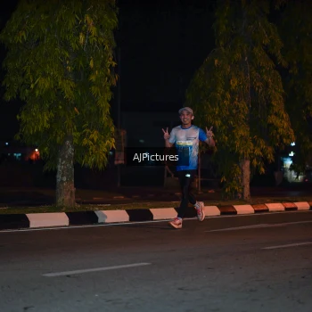 Runner Photo 3439032