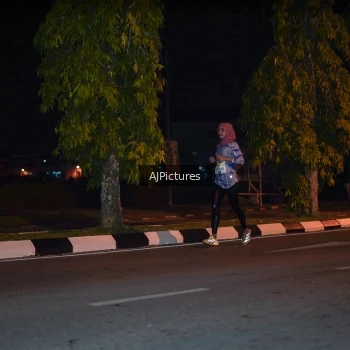 Runner Photo 3439036