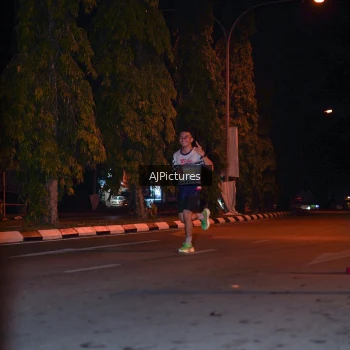 Runner Photo 3439046