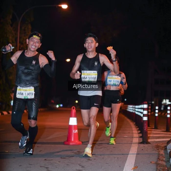 Runner Photo 3439051