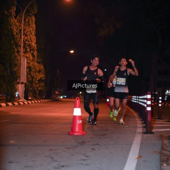 Runner Photo 3439053