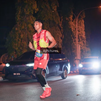 Runner Photo 3439065