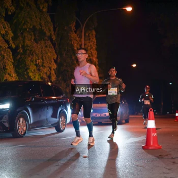 Runner Photo 3439070