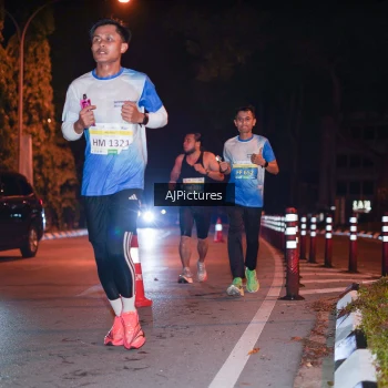 Runner Photo 3439078
