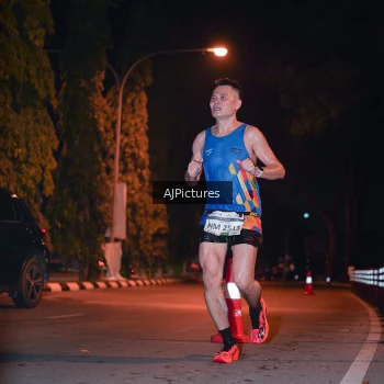 Runner Photo 3439083
