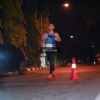 Runner Photo 3439089