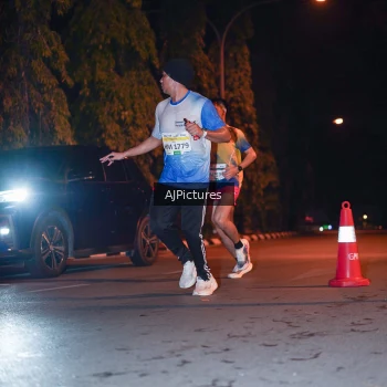 Runner Photo 3439091