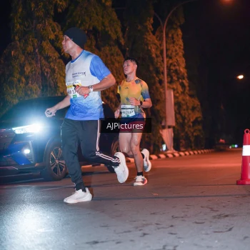 Runner Photo 3439092