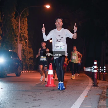 Runner Photo 3439098