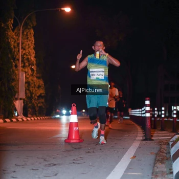 Runner Photo 3439110