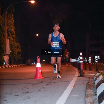 Runner Photo 3439111