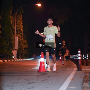Runner Photo 3439114