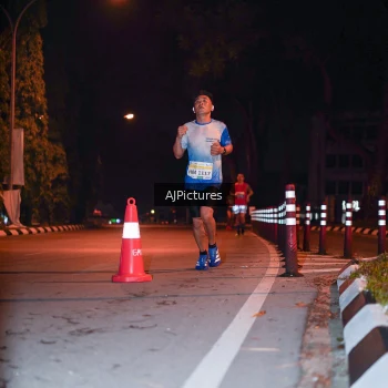 Runner Photo 3439119