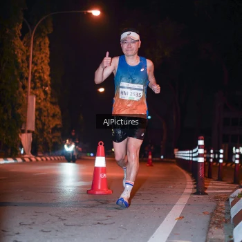 Runner Photo 3439122