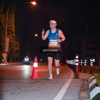 Runner Photo 3439123