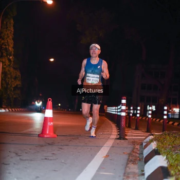 Runner Photo 3439125