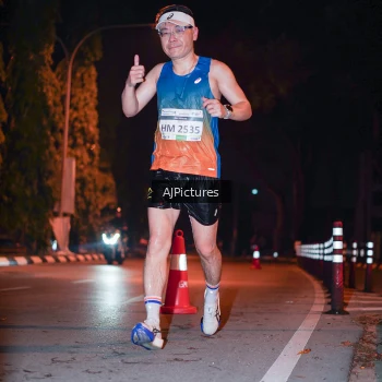 Runner Photo 3439126