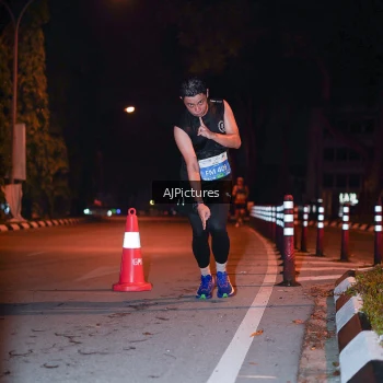 Runner Photo 3439129
