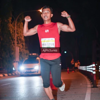 Runner Photo 3439140