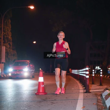Runner Photo 3439150