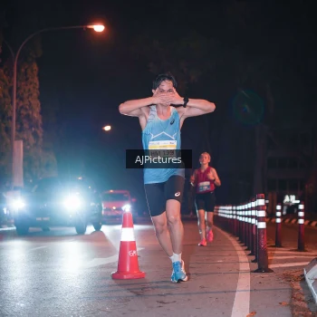 Runner Photo 3439151
