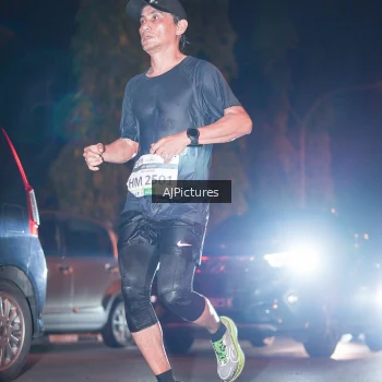 Runner Photo 3439165